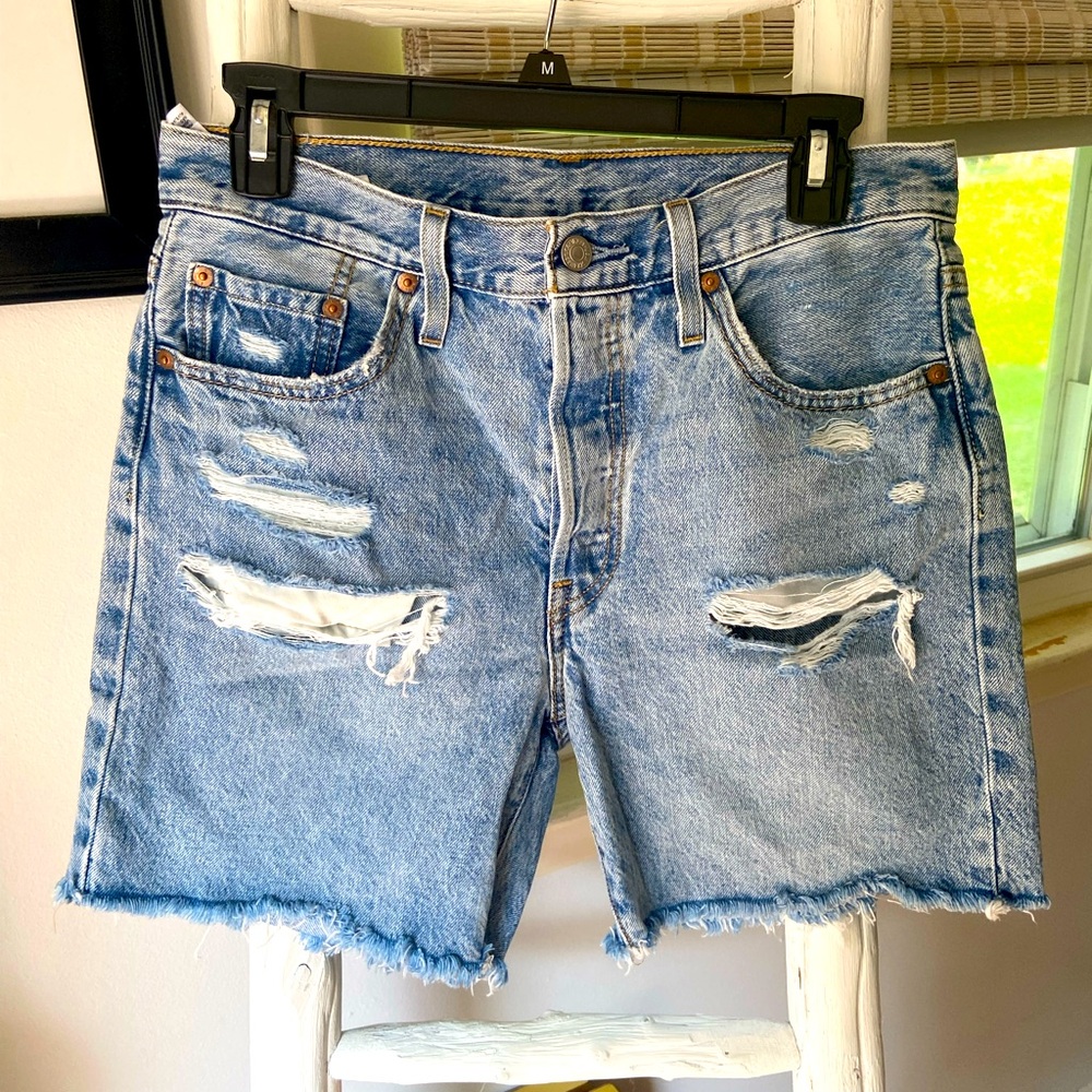 Levi’s 501 Shorts, Size 28